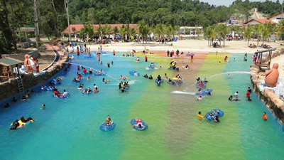 Bukit Gambang Water Park