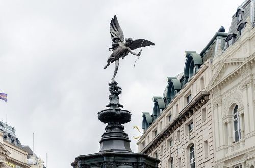 Piccadilly-Circus-London